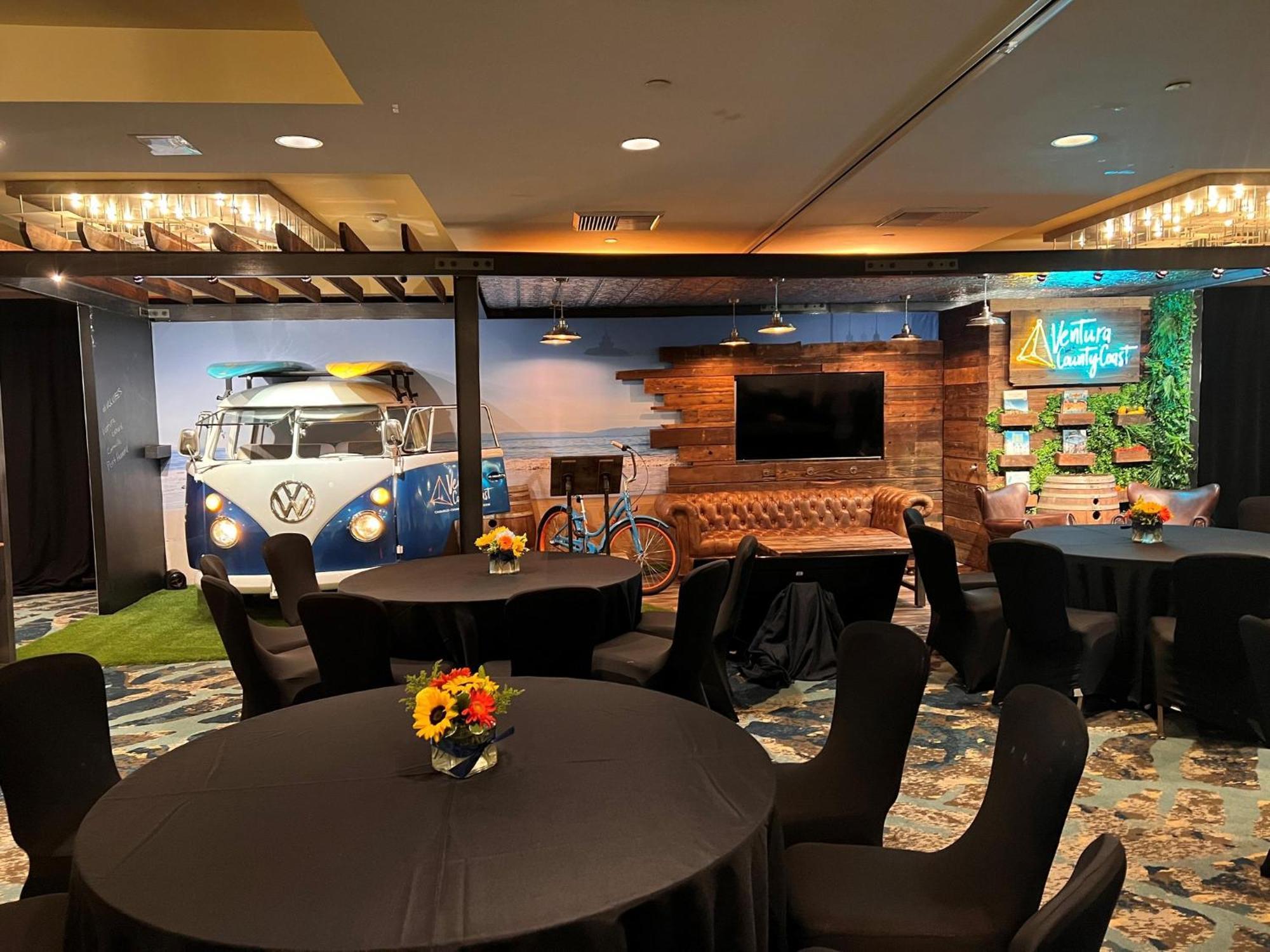 Crowne Plaza Ventura Beach By Ihg Exterior photo